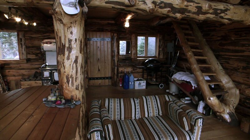 Danielle und Jeremy wollen in Homer, Kenai-Halbinsel, ihr erstes gemeinsames Haus kaufen. – Bild: HGTV