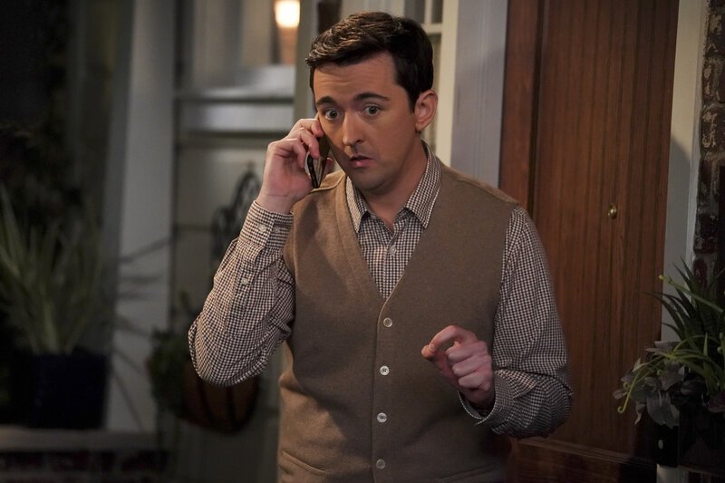 Lowell (Matt Cook) – Bild: CBS Broadcasting, Inc.