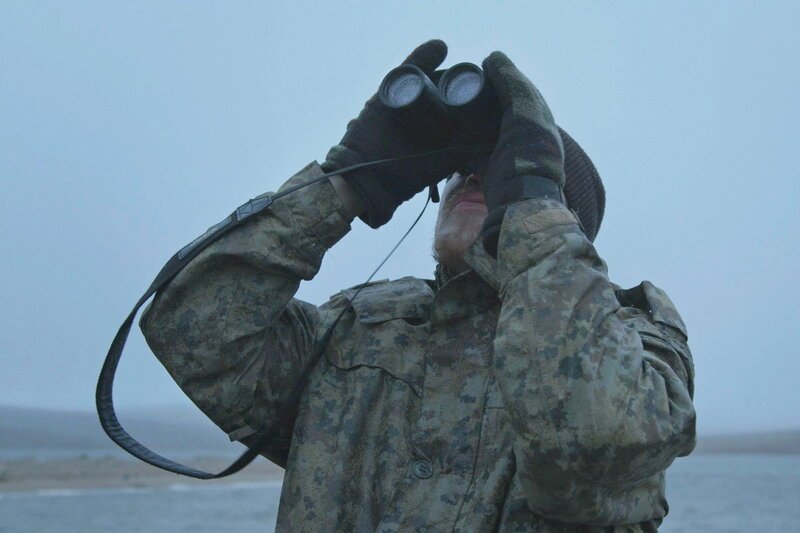 Haulout – Walrosswanderung
Maxim Chakilev (als er selbst)
SRF/​Evgania Arbugaeva/​Maxim Arbugaev – Bild: SRF/​Evgania Arbugaeva/​Maxim Arbugaev