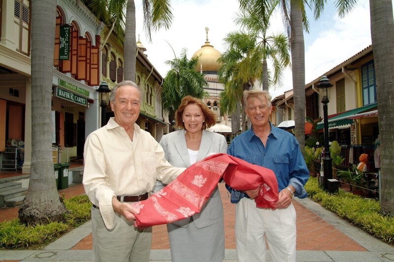 Horst Naumann, Heide Keller und Siegfried Rauch in der neuen ZDF-Verfilmung ?Das Traumschiff ? Singapur /​ Bali?. – Bild: ZDF und Dirk Bartling