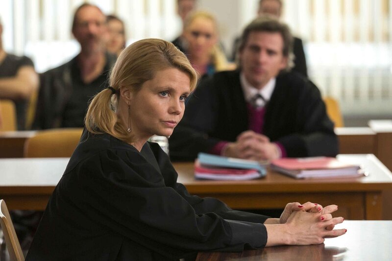 Daniela ‚Danni‘ Lowinski (Annette Frier). – Bild: SAT.1 /​ Frank Dicks Eigenproduktionsbild frei