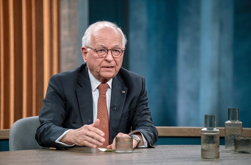 Wolfgang Ischinger (deutscher Botschafter a.D. in Washington). – Bild: NDR/​Thomas Ernst