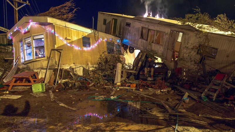 San Antonio wird von einer gewaltigen Sturmfront überrollt. – Bild: SUPER RTL