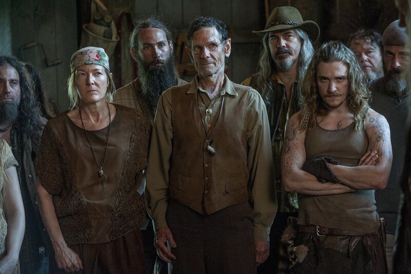 Tina Alexis Allen as Shurn, Mark Jeffrey Miller as Krake, Kyle Gallner as Hasil. – Bild: 2017 Sony Pictures Television Inc. All Rights Reserved