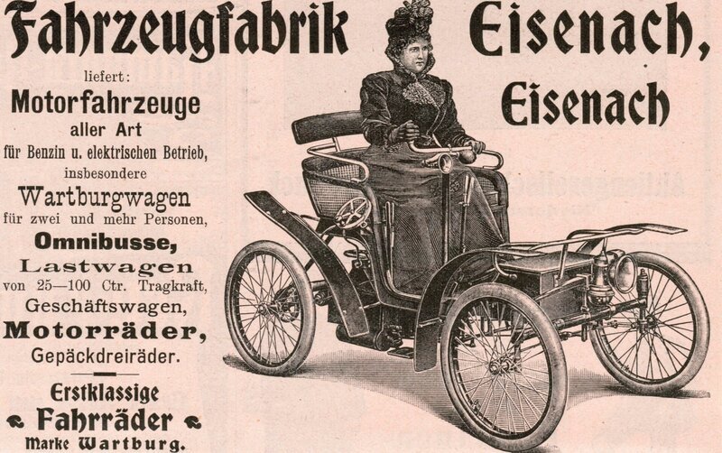 Die Eisenacherin Wilhelmine Ehrhardt gilt als erste Automobilistin Deutschlands. Hier eine Werbeaufnahme mit ihr aus dem Jahr 1900 – Bild: MDR/​AWE Stiftung Eisenach, honorarfrei – Verwendung gemäß der AGB im engen inhaltlichen, redaktionellen Zusammenhang mit genannter MDR-Sendung bei Nennung „Bild: MDR/​AWE Stiftung Eisenach“ (S2). MDR/​HA Kommunikation, 04360 Leipzig, Tel: (0341) 300 6477 od