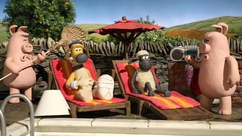 Wer zuletzt lacht, lacht am besten. Shaun und Bitzer lassen sich von den Schweinen verwöhnen. – Bild: WDR/​Aardman Animation Ltd./​BBC