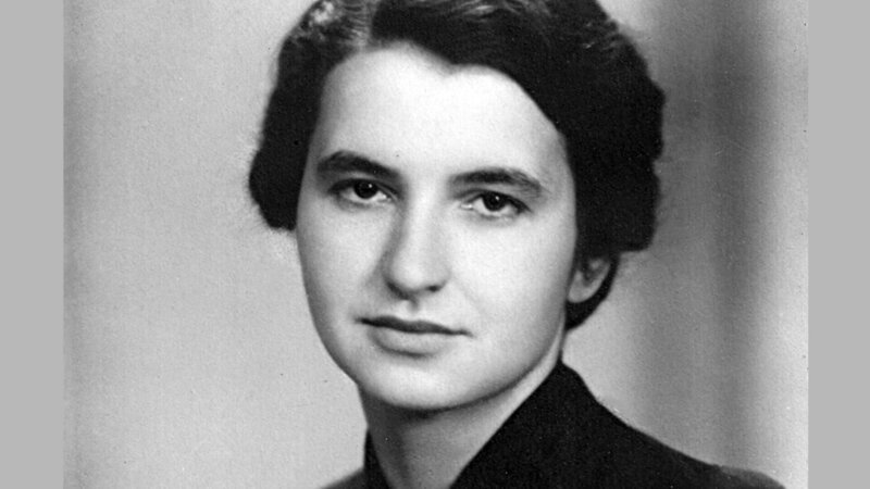 Rosalind Franklin beginnt mit 18 Jahren ein Chemie-Studium am berühmten Newnham College in Cambridge. – Bild: Privatarchiv Shirley Franklin