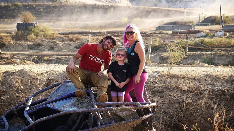 Bryce Sparks (l.) – Bild: Warner Bros. Discovery