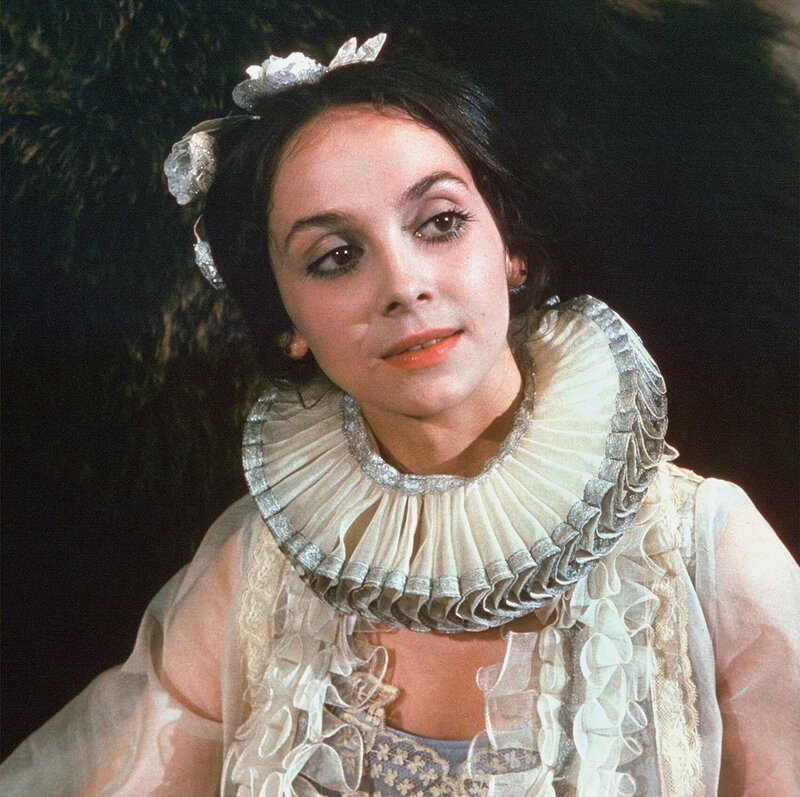 25 Uhr. Die schöne Prinzessin (Galina Artjomowa) ist die große Liebe des Prinzen. – Bild: MDR