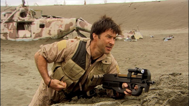 Sheppard (Joe Flanigan) befindet sich plötzlich ganz wo anders … – Bild: SYFY