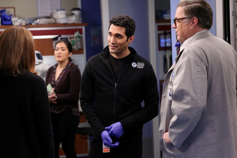 (l-r) Dominic Rains als Crockett Marcel, Oliver Platt als Daniel Charles – Bild: Universal TV