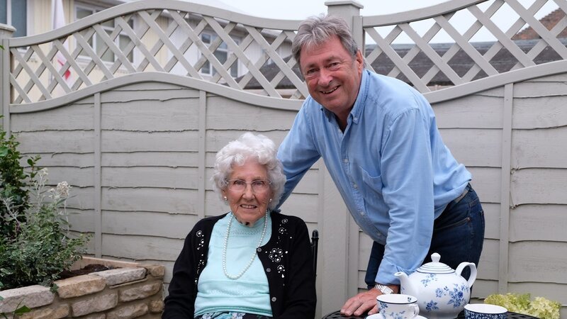 Alan Titchmarsh (r.) – Bild: Spun Gold TV & All3Media International