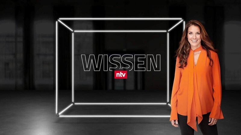 Moderatorin Elena Bruhn – Bild: RTL Moderatorin Elena Bruhn – Bild: RTL