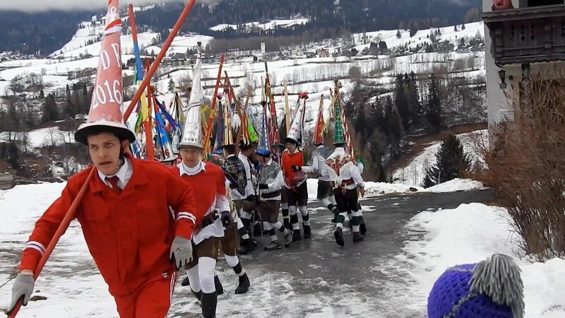 Faschingrennen Krakauschatten. – Bild: ORF/​Wolfgang Niedermair
