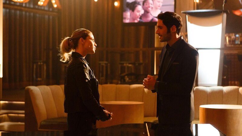 Lucifer übernimmt eine Stiftung und will sich von nun an für wohltätige Zwecke einsetzen. – Bild: RTL /​ Der heilige Lucifer