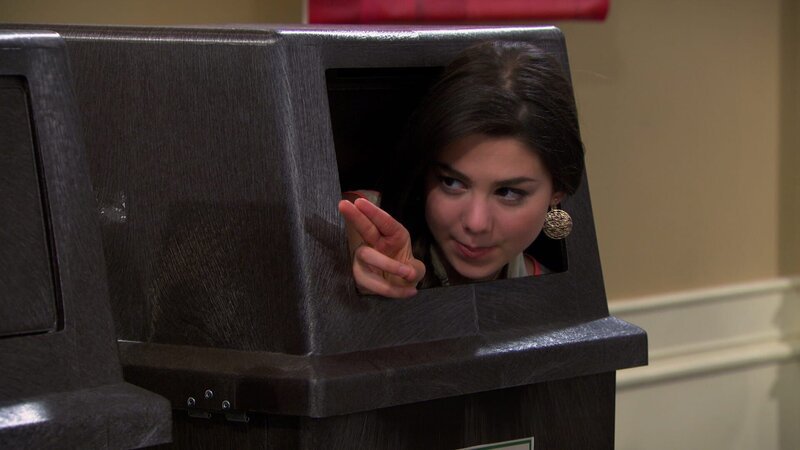 Phoebe Thunderman (Kira Kosarin) – Bild: ViacomCBS