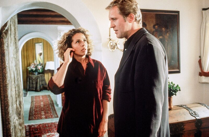 Gräfin Alexandra von Brauneck (Michaela May, l.); Justus Hallstein (Harald Krassnitzer, r.) – Bild: ORF/​Beta Film
