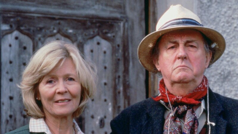 Lady Chetwood (Angela Thorne) und Lord Chetwood (Anton Rodgers) geraten ins Visier der Ermittlungen. – Bild: ZDF und AccuSoft Inc.