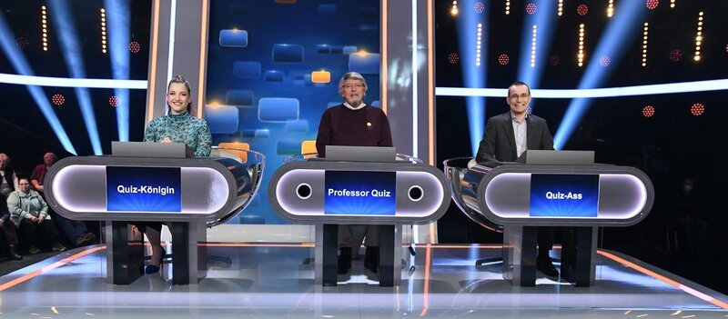 Das Rateteam (Panelpositionen v.l.n.r.): Marie-Louise Finck, Eckard Freise und Thorsten Zirkel. – Bild: ARD/​Uwe Ernst