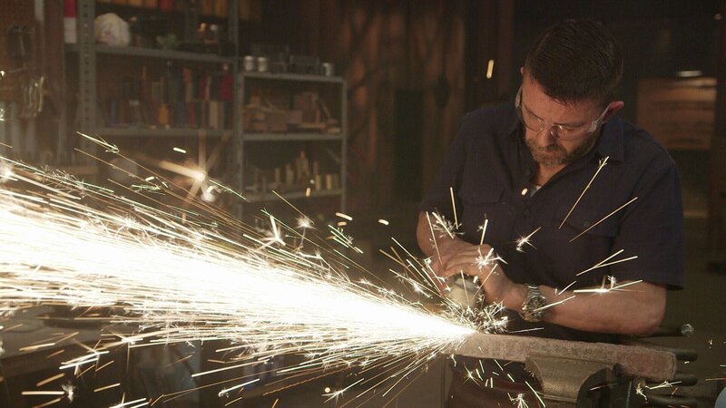 Der Teilnehmer verwendet die Flex – Bild: uklibad /​ THE HISTORY CHANNEL