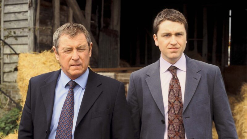 DCI Tom Barnaby (John Nettles, l.) und DS Gavin Troy (Daniel Casey, r.). – Bild: ZDF und All3Media