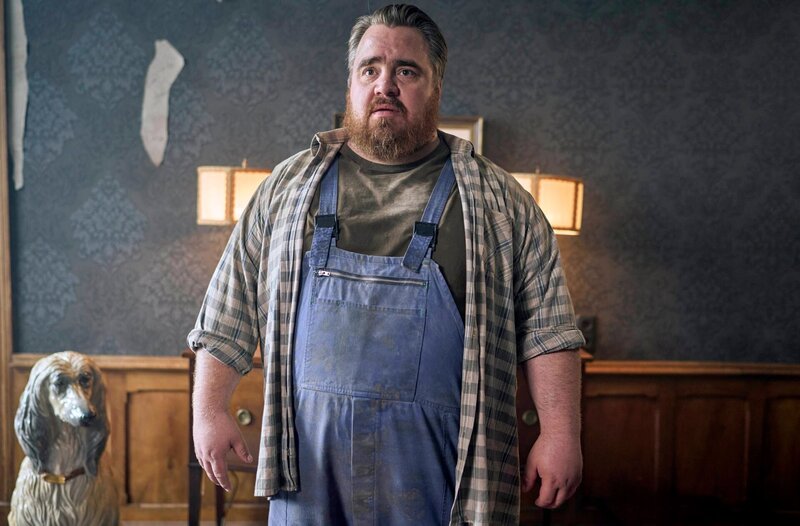 Bauarbeiter Ralf (Tristan Seith). – Bild: WDR/​BBC Studios/​Frank Dicks