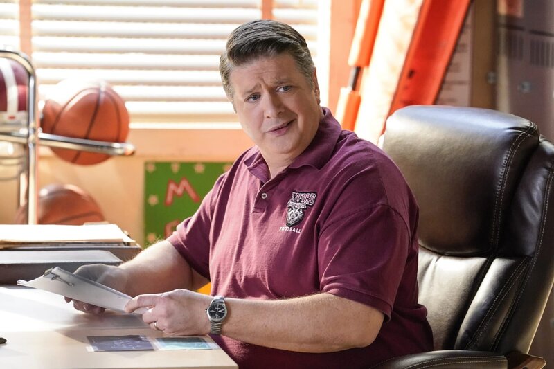 George Cooper sen. (Lance Barber) – Bild: Warner Bros. Entertainment Inc.