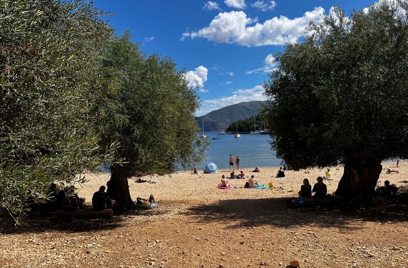 Der Foki Beach auf Kefalonia. – Bild: HR/Natascha Rhein Der Foki Beach auf Kefalonia. – Bild: HR/Natascha Rhein