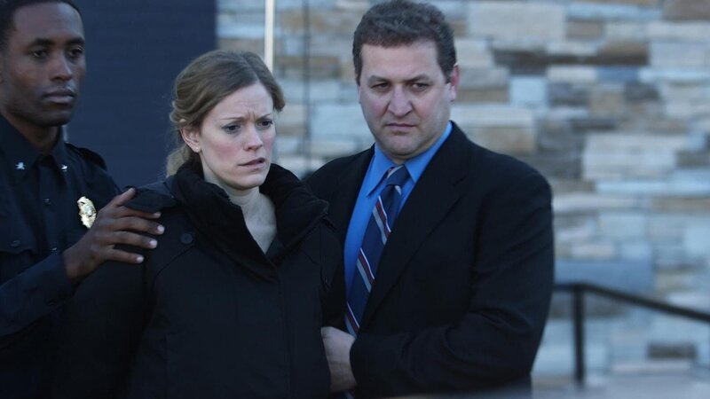 Donna Yaklich is arrested for murder. – Bild: Discovery Communications