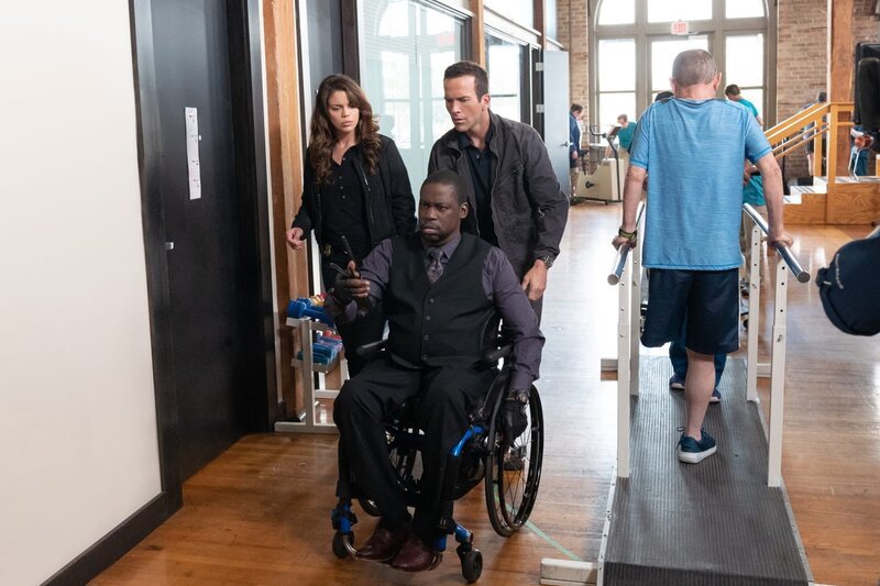 (v.r.n.l.) FBI Special Agent Tammy Gregorio (Vanessa Ferlito); Patton Plame (Daryl Chill Mitchell); Special Agent Christopher LaSalle (Lucas Black) – Bild: CBS Broadcasting Inc.