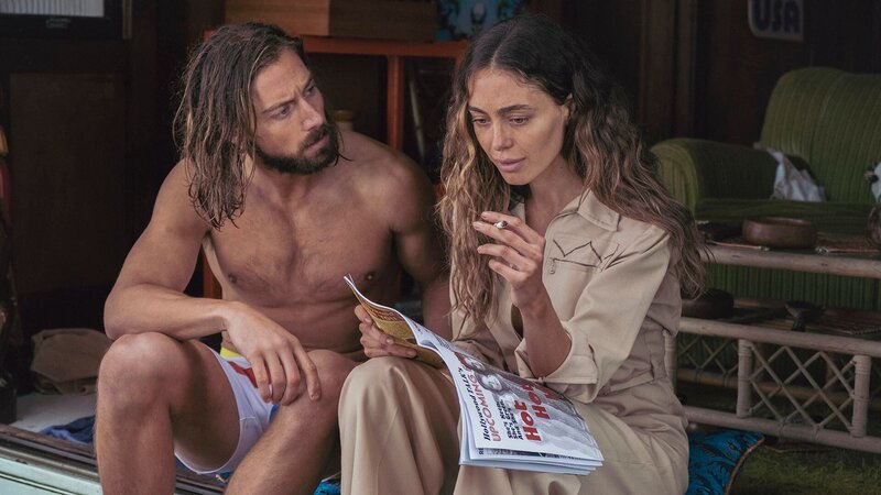 Buddy Fraser (Lincoln Younes) und Kelly Fox (Megan MacKenzie) – Bild: Lisa Tomasetti