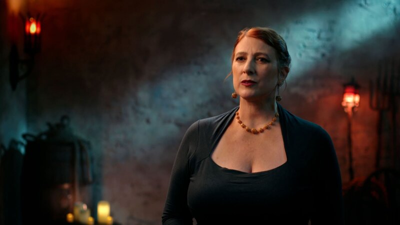 Dr. Larissa „Kat“ Tracy – Bild: UKLIB /​ THE HISTORY CHANNEL /​ A+E Networks