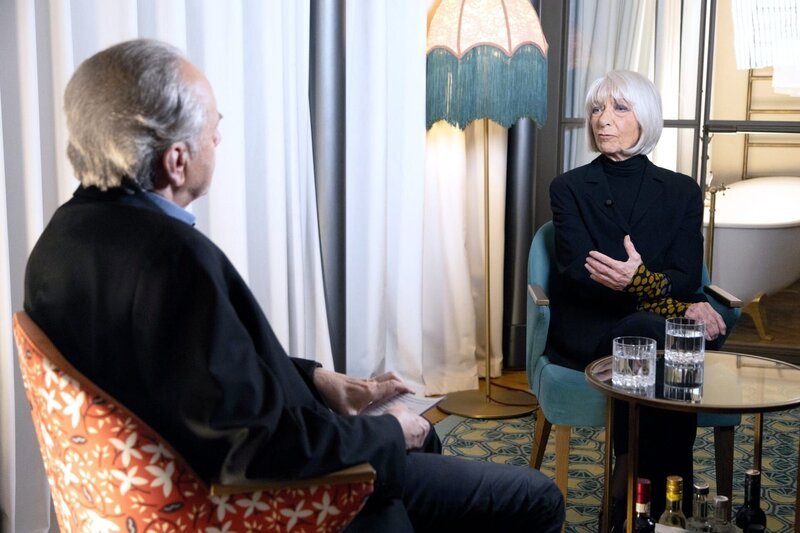 Heinz Sichrovsky, Erika Pluhar. – Bild: ORF/​Bernhard Werany/​Tobias Gayer