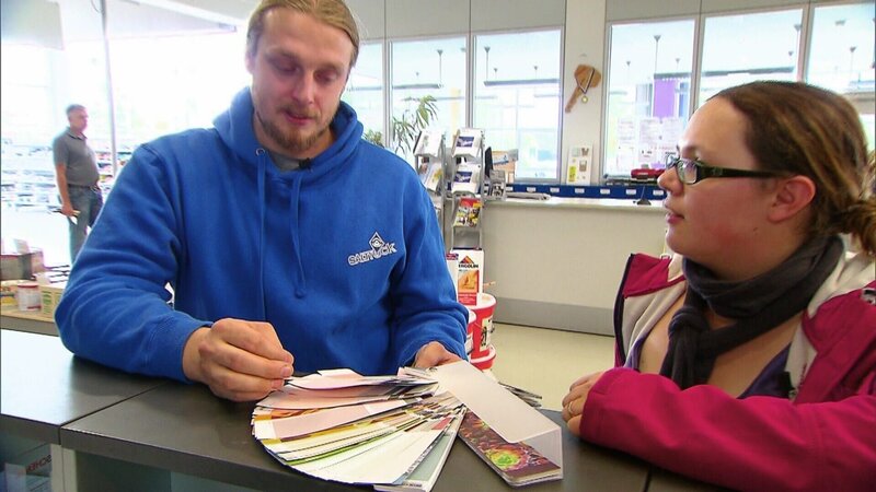 Steffi und Martin haben ein Haus ohne Zentralheizung erworben. Der nachträgliche Einbau erweist sich als schwierig … – Bild: RTL Zwei