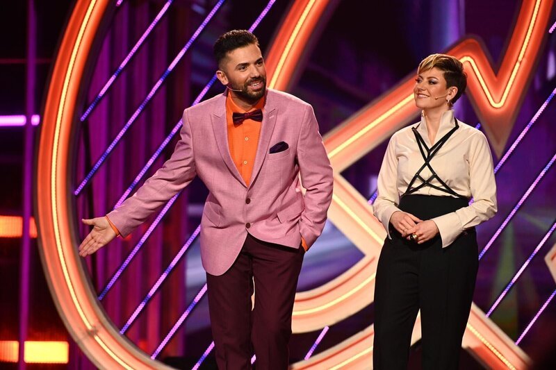 Khalid Bounouar (l.); Tahnee (r.) – Bild: Seven.One /​ Willi Weber