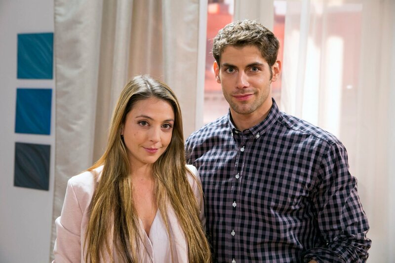 ARD PROGRAMMDIREKTION, IN ALLER FREUNDSCHAFT – DIE JUNGEN ÄRZTE, neue Vorabend-Weekly mit 42, Folgen 2 „Freunde und Familie“, am Donnerstag (29.01.15) um 18:50 Uhr im Ersten. Arzu Ritter (Arzu Bazman, l.) und  Dr. Niklas Ahrend (Roy Peter Link, r.) – Bild: ARD/​Tom Schulze