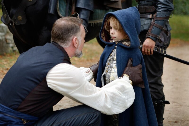 Treville (Hugo Speer, l.); Dauphin (Robby Fisher, r.) – Bild: BBC /​ Dusan Martincek Lizenzbild frei