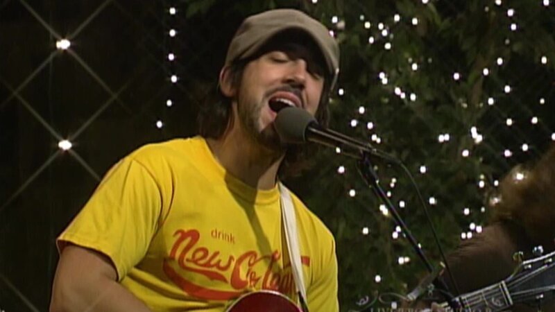 Singer-Songwriter Jake Smith tritt auf. – Bild: @Bibel TV