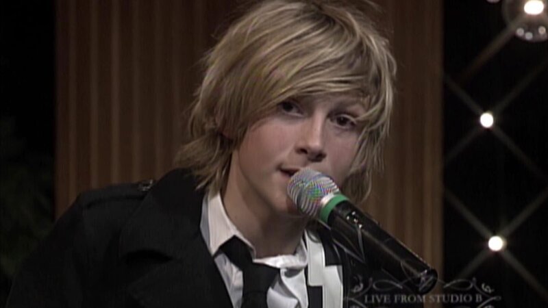 Die Pop-Rock Band Mission Six tritt auf. – Bild: @Bibel TV