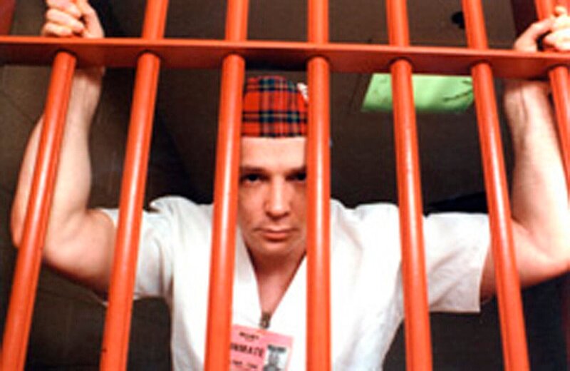 Yessica Suarez’ Ehemann Luis hat eine heftige Konfrontation mit ihr, wobei er ihr vorwirft, eine Affäre mit einem Kollegen zu haben. Kurz nachdem dies geschah, tauchten Yessica und ihre beiden Kinder als vermisst auf. – Bild: box /​ © Crime + Investigation /​ A+E Networks