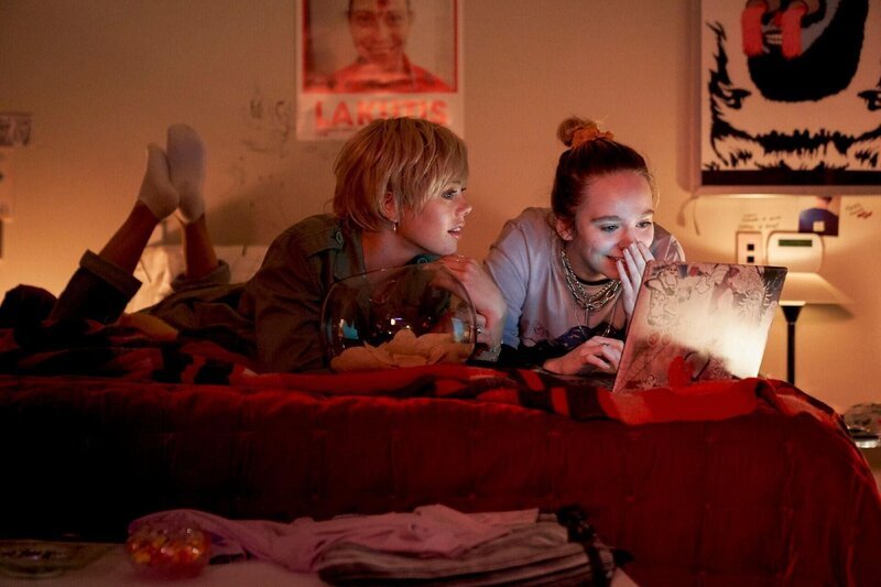 Addy Prentiss (Annalisa Cochrane, l.), Janae Matthews (Jess McLeod) Die Verwendung des sendungsbezogenen Materials ist nur mit dem Hinweis und Verlinkung auf RTL+ gestattet. – Bild: RTL /​ Universal Content Productions LLC