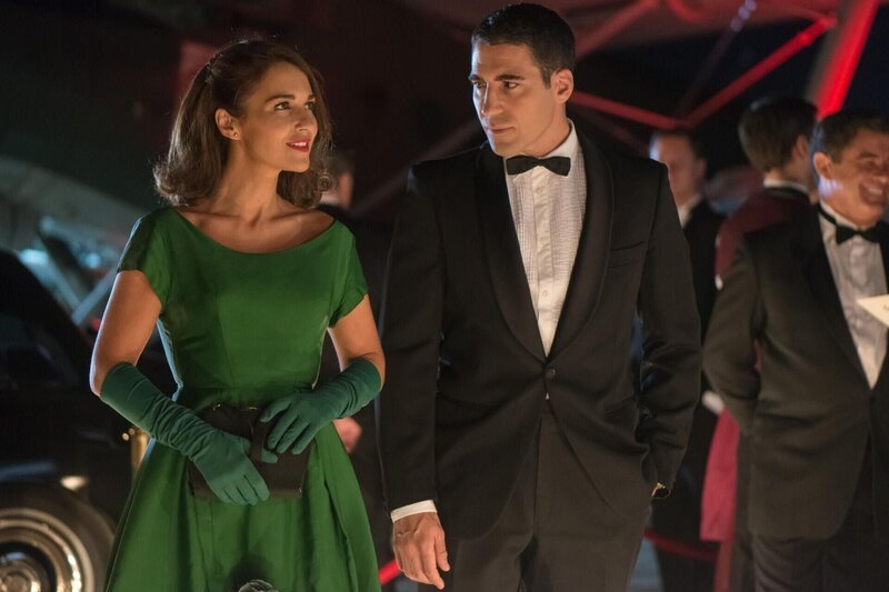 CAST: Miguel Ángel Silvestre as Alberto Márquez, Paula Echevarría as Ana Ribera. – Bild: Manuel Fernández-Valdés/​BetaFilm