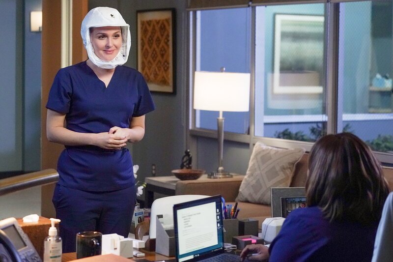 Grey’s Anatomy Staffel 17 Folge 13 Camilla Luddington als Dr. Jo Wilson, Chandra Wilson als Dr. Miranda Bailey SRF/​ABC Studios – Bild: SF2