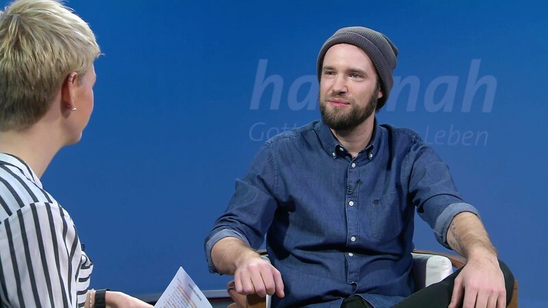 (v. l.) Elena Schulte und Marco Michalzik – Bild: Bibel TV