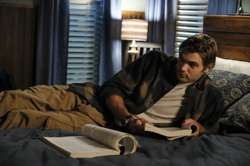 Ben (Alex Roe) – Bild: Freeform /​ Kailey Schweman