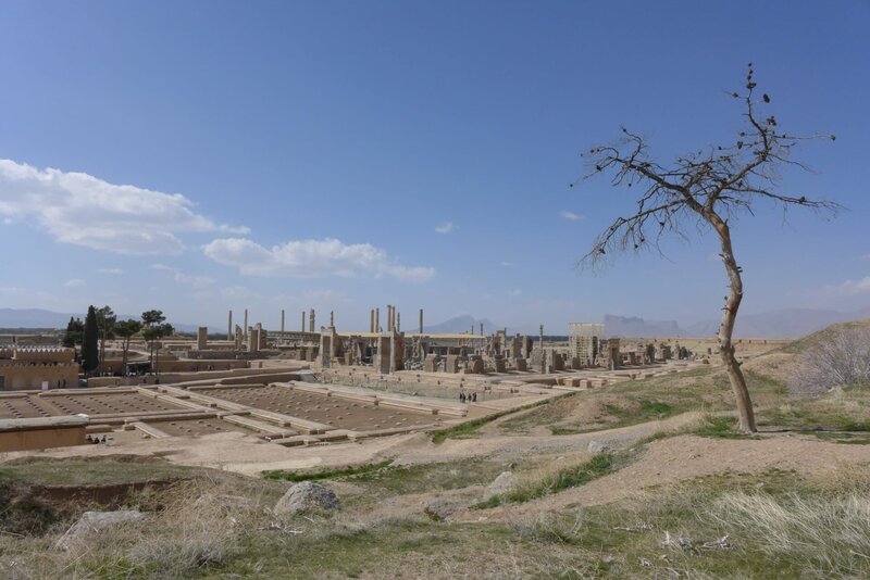 Gesamtansicht der Ruinen von Persepolis. – Bild: ZDF und Martin Carazon Mendez