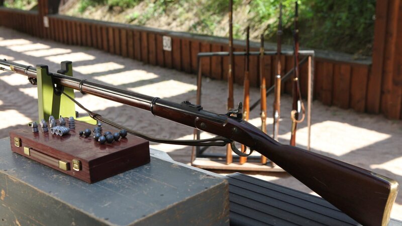 Im 19. Jahrhundert werden Gewehre zum ersten Mal zu präzisen Schusswaffen. – Bild: ZDF und Jörn Schnitger