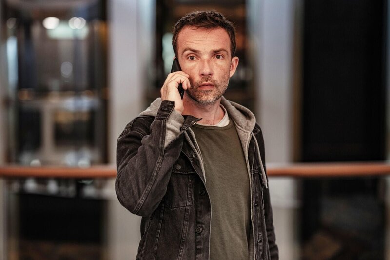 Martin Schwartz (Lucas Gregorowicz) – Bild: RTL /​ Wolfgang Ennenbach
