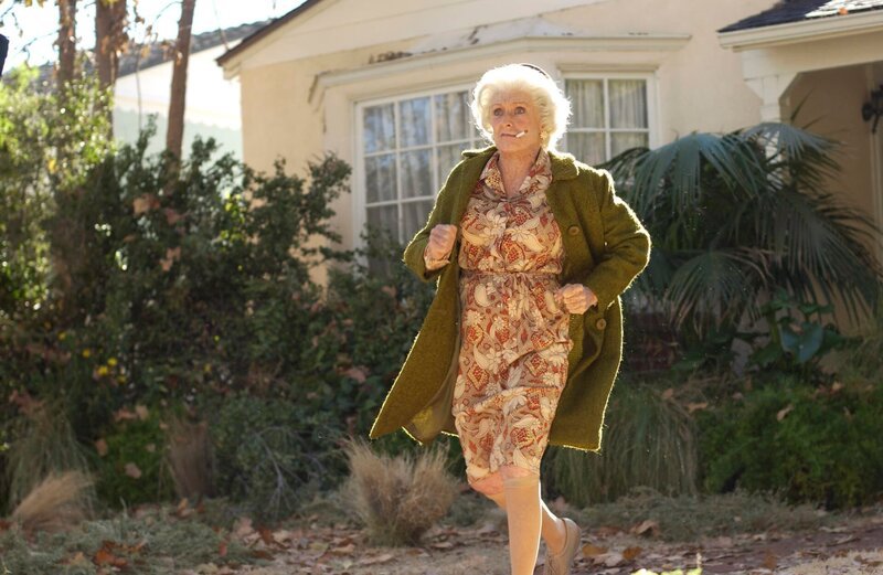 Lebensretterin: Ida (Cloris Leachman) … – Bild: ViacomCBS