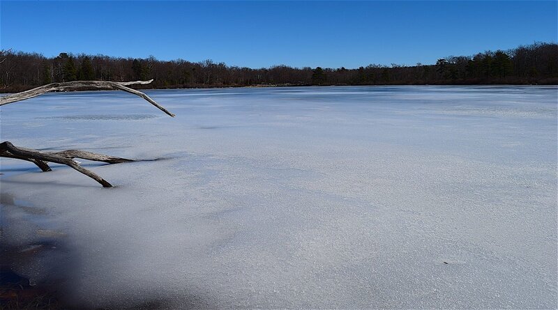 Frozen lake – Bild: CC0 Creative Commons